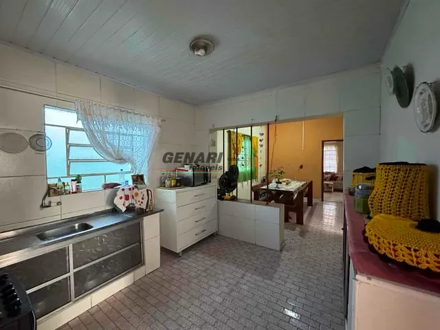 Casa com 300m² 3 quartos e 2 banheiros, à venda, no bairro Vila Vitória II em Indaiatuba