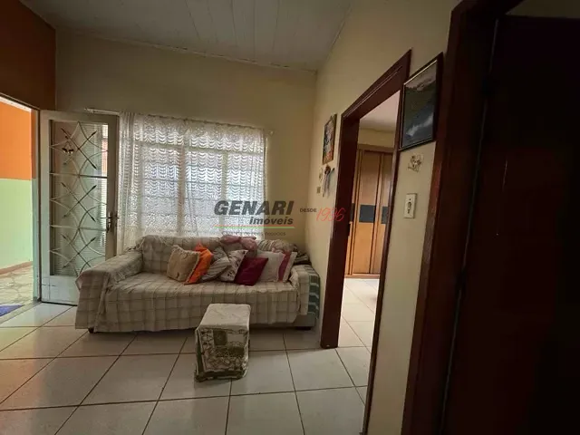 Casa com 300m² 3 quartos e 2 banheiros, à venda, no bairro Vila Vitória II em Indaiatuba