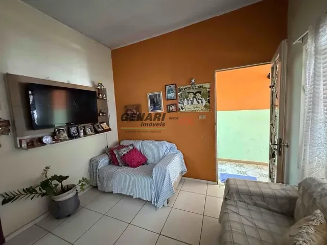 Casa com 300m² 3 quartos e 2 banheiros, à venda, no bairro Vila Vitória II em Indaiatuba