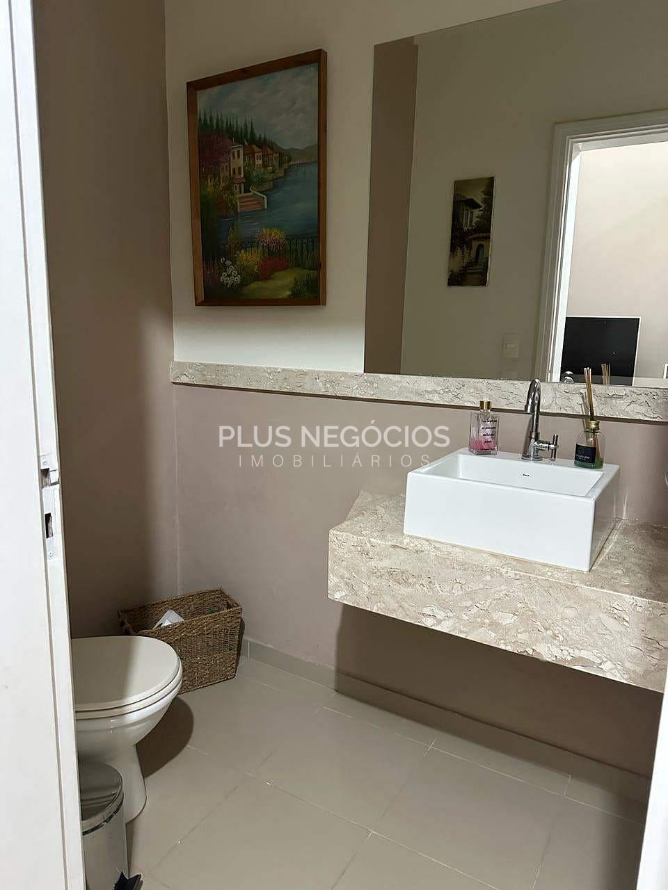Casa à venda com 3 quartos, 244m² - Foto 3
