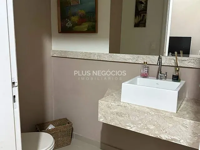 Casa com 256m² 3 quartos e 5 banheiros, à venda, no bairro Jardim Vila Inglesa em Sorocaba