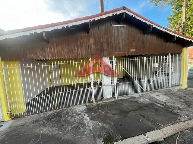 Casa 4 quartos e 2 banheiros, à venda, no bairro Jardim da Granja em São José dos Campos