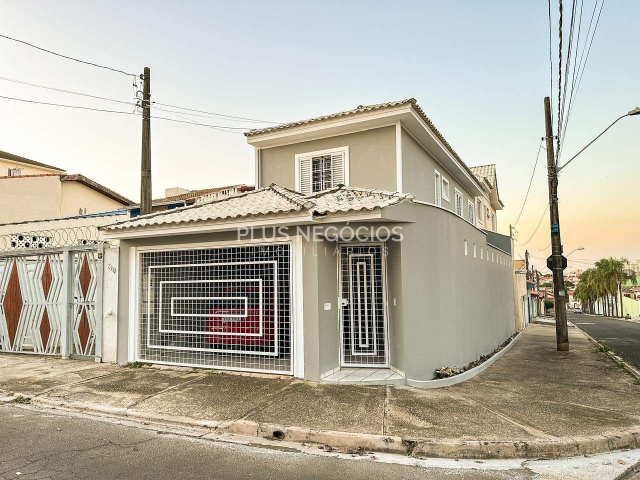 Casa, 3 quartos, 138 m² - Foto 1