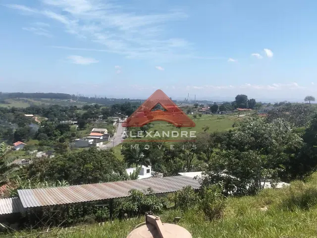 Casa 2 quartos e 1 banheiro, à venda, no bairro Chácaras Pousada do Vale em São José dos Campos