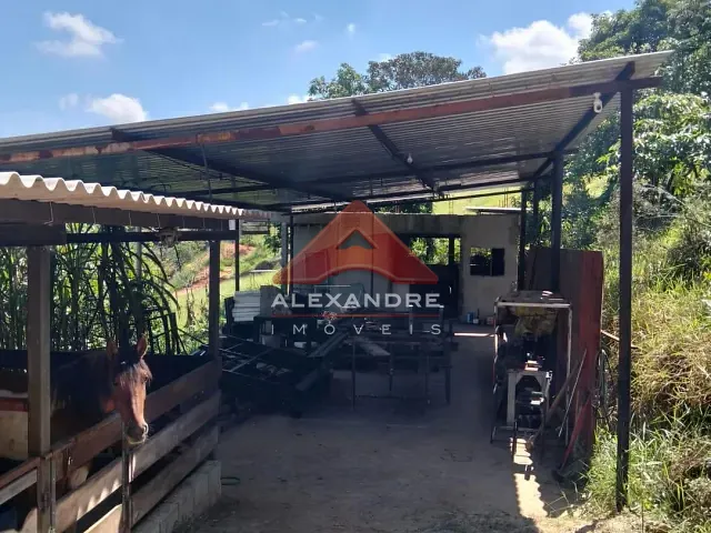 Casa 2 quartos e 1 banheiro, à venda, no bairro Chácaras Pousada do Vale em São José dos Campos