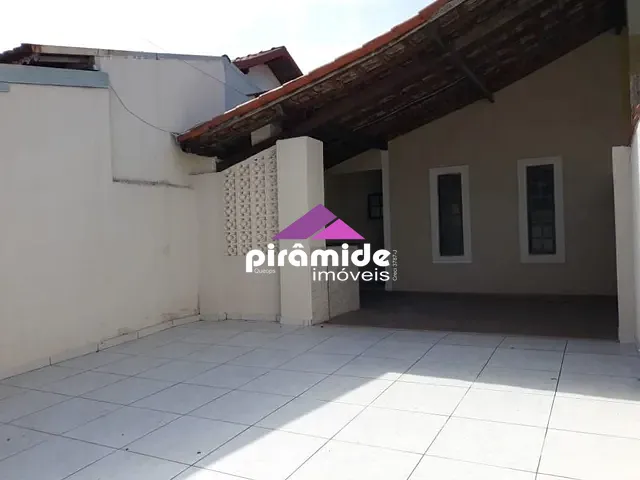 Casa com 283m² 4 quartos e 4 banheiros, à venda, no bairro Bosque dos Eucaliptos em São José dos Campos