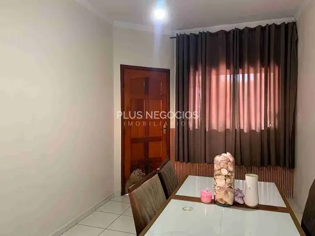 Casa com 140m² 2 quartos e 2 banheiros, à venda, no bairro Loteamento Dinorá Rosa em Sorocaba