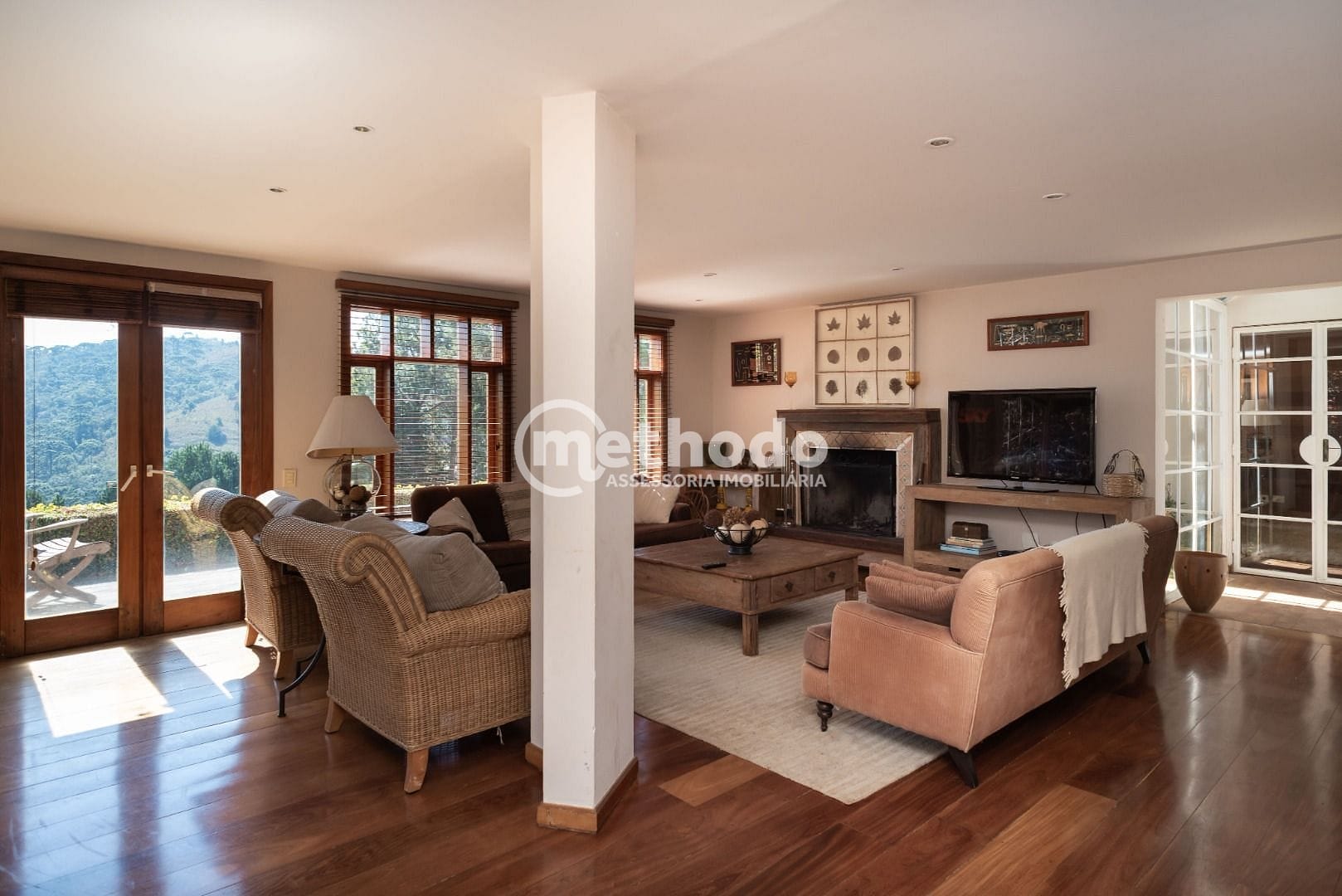 Casa, 5 quartos, 300 m² - Foto 2