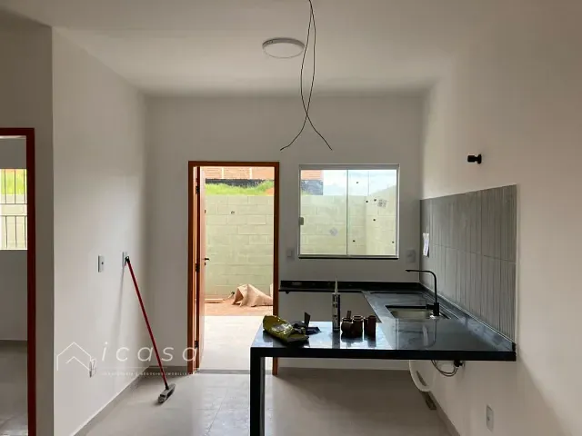 Casa com 180m² 3 quartos e 1 banheiro, à venda, no bairro Borda da Mata em Caçapava