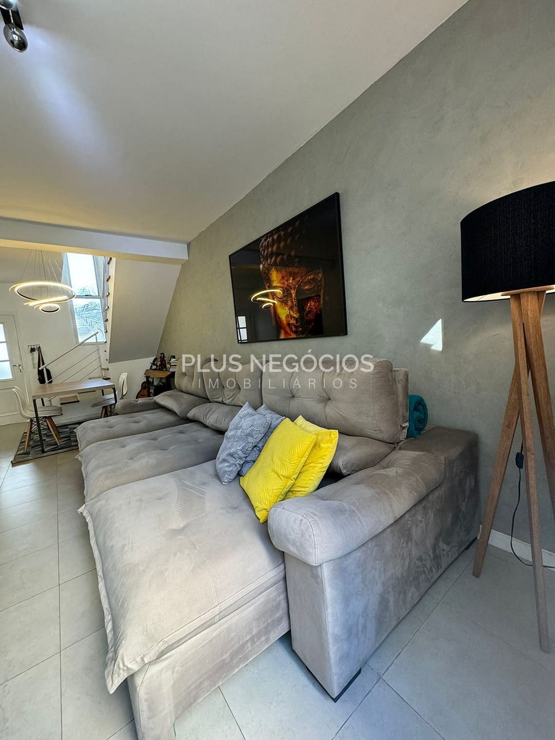 Casa à venda com 2 quartos, 95m² - Foto 2