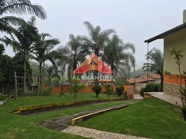 Casa com 11185m² 4 quartos e 2 banheiros, à venda, no bairro Capão Grosso I C em São José dos Campos