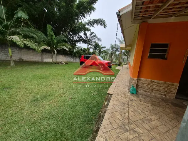 Casa com 11185m² 4 quartos e 2 banheiros, à venda, no bairro Capão Grosso I C em São José dos Campos