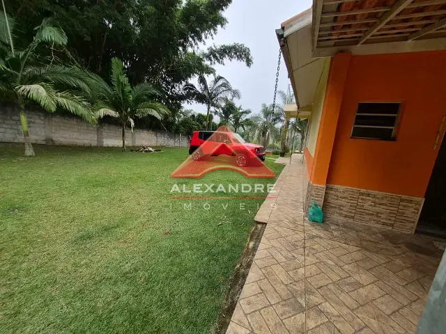 Casa com 11185m² 4 quartos e 2 banheiros, à venda, no bairro Capão Grosso I C em São José dos Campos