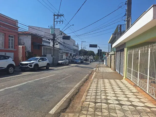 Casa 2 quartos e 1 banheiro, à venda, no bairro Vila Santana em Sorocaba