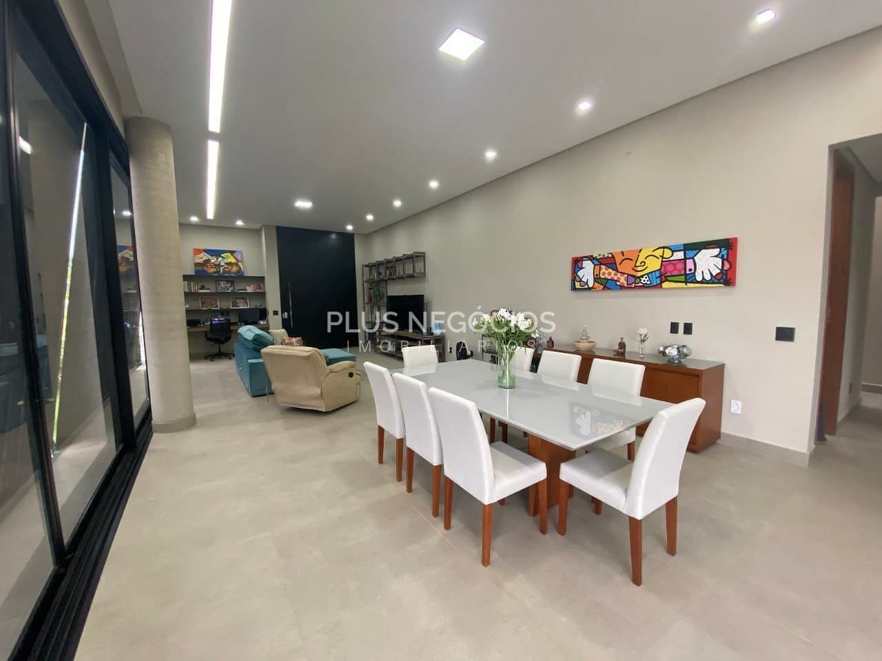 Casa, 3 quartos, 274 m² - Foto 2