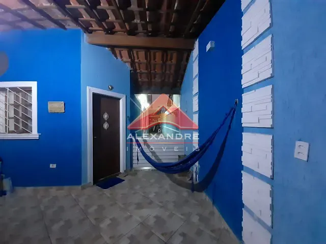 Casa 3 quartos e 2 banheiros, à venda, no bairro Jardim Mariana II em São José dos Campos
