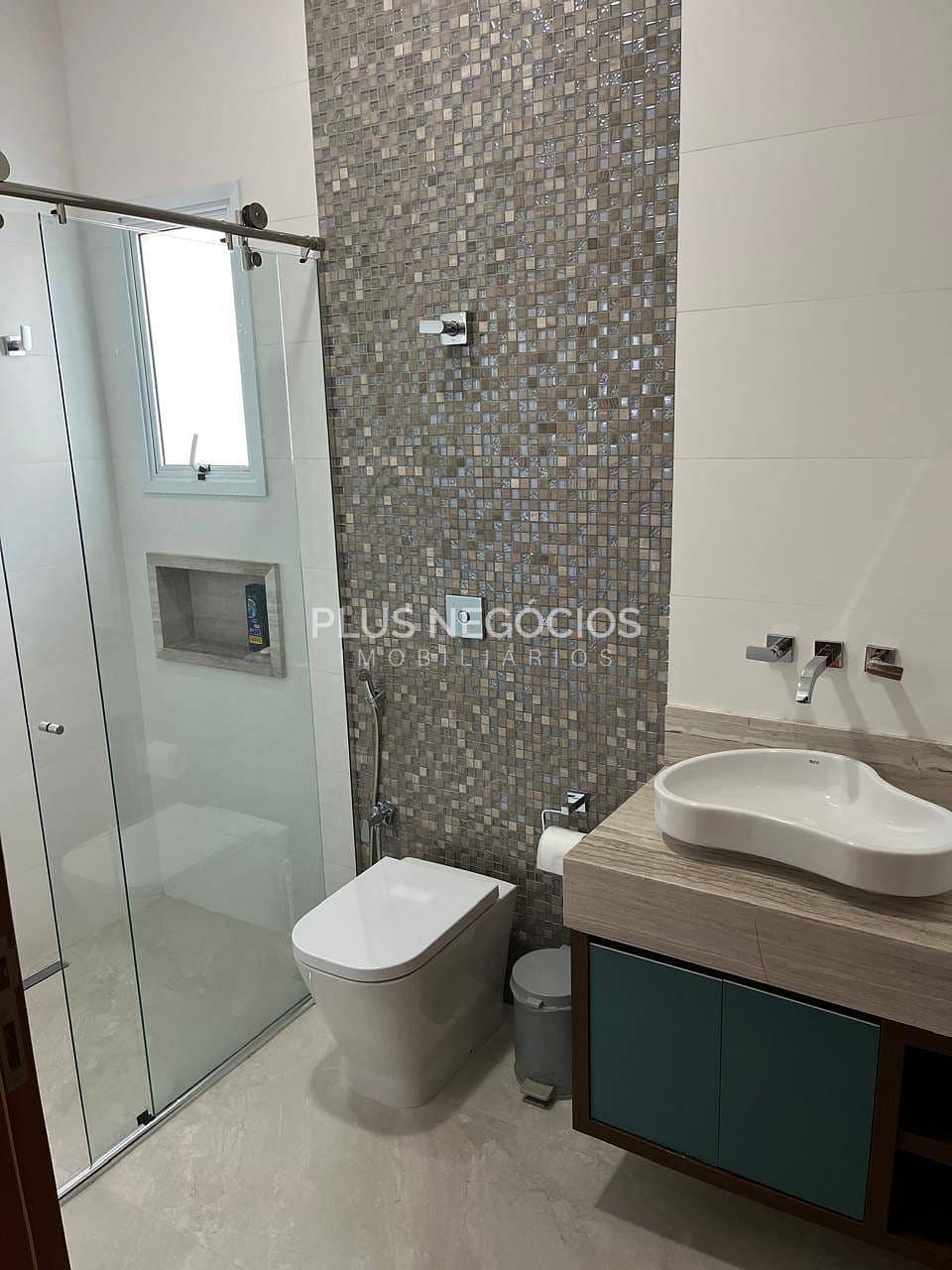 Casa à venda com 3 quartos, 318m² - Foto 14