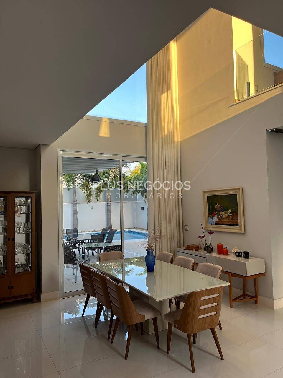 Casa à venda com 3 quartos, 318m² - Foto 17