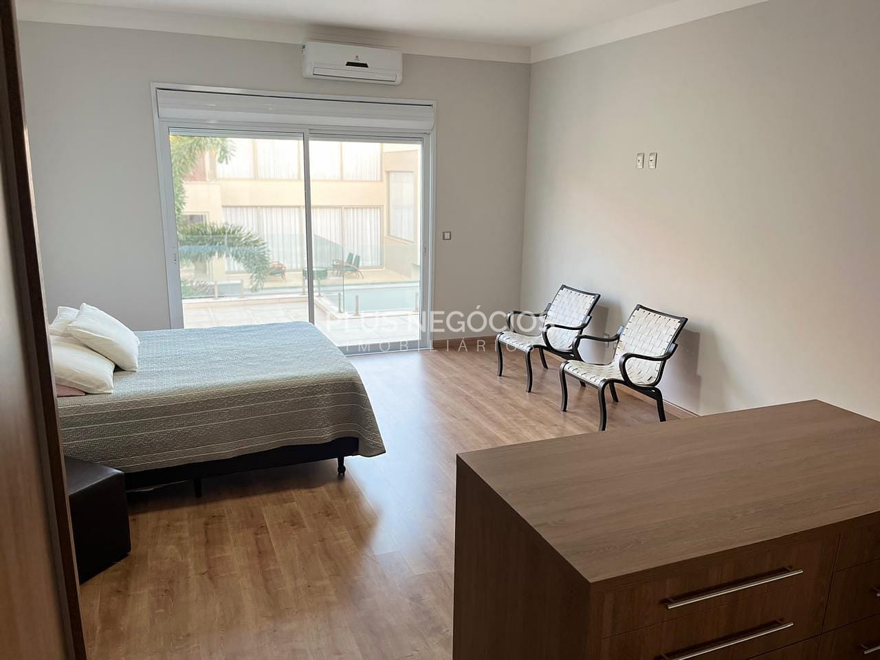 Casa à venda com 3 quartos, 318m² - Foto 21