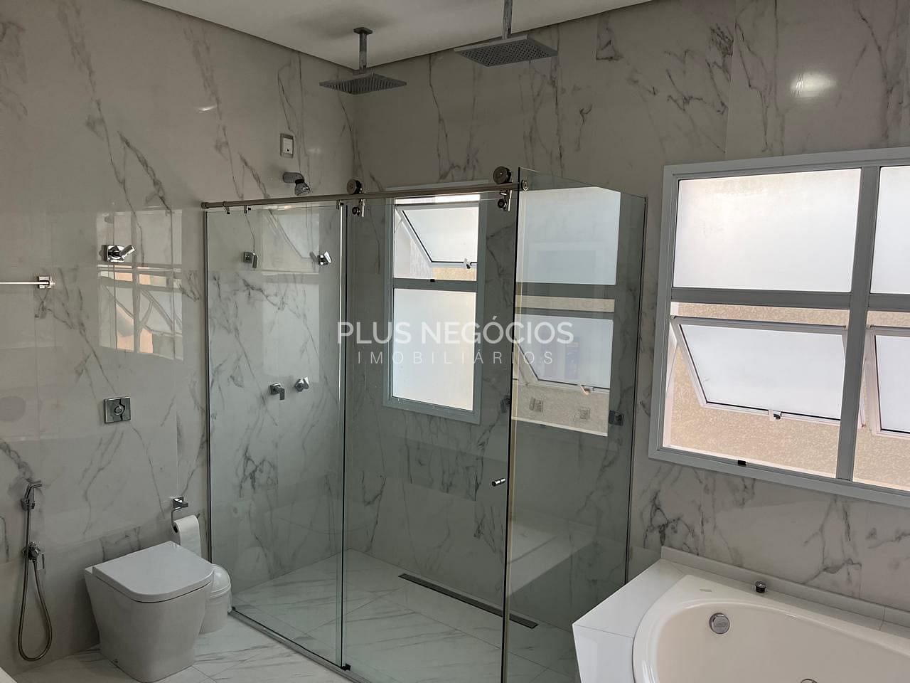 Casa à venda com 3 quartos, 318m² - Foto 24