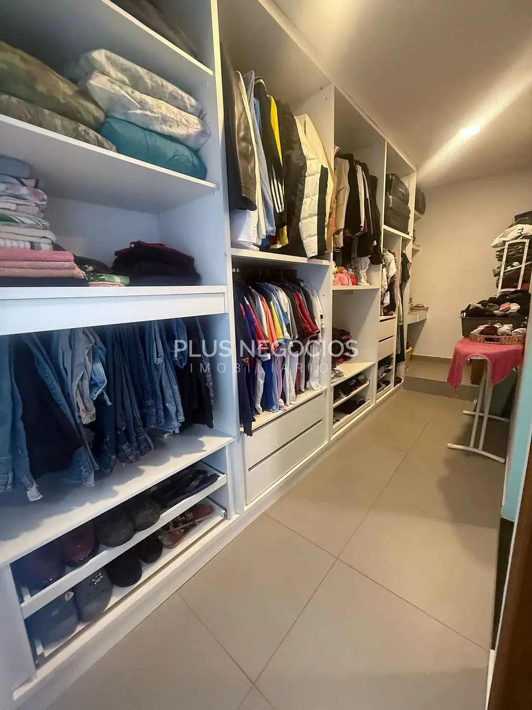 Casa, 4 quartos, 310 m² - Foto 28