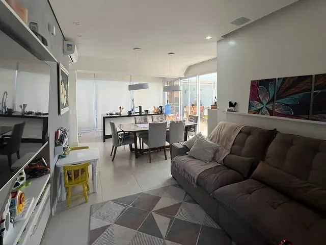 Casa com 160m² 2 quartos e 2 banheiros, à venda, no bairro Cajuru do Sul em Sorocaba