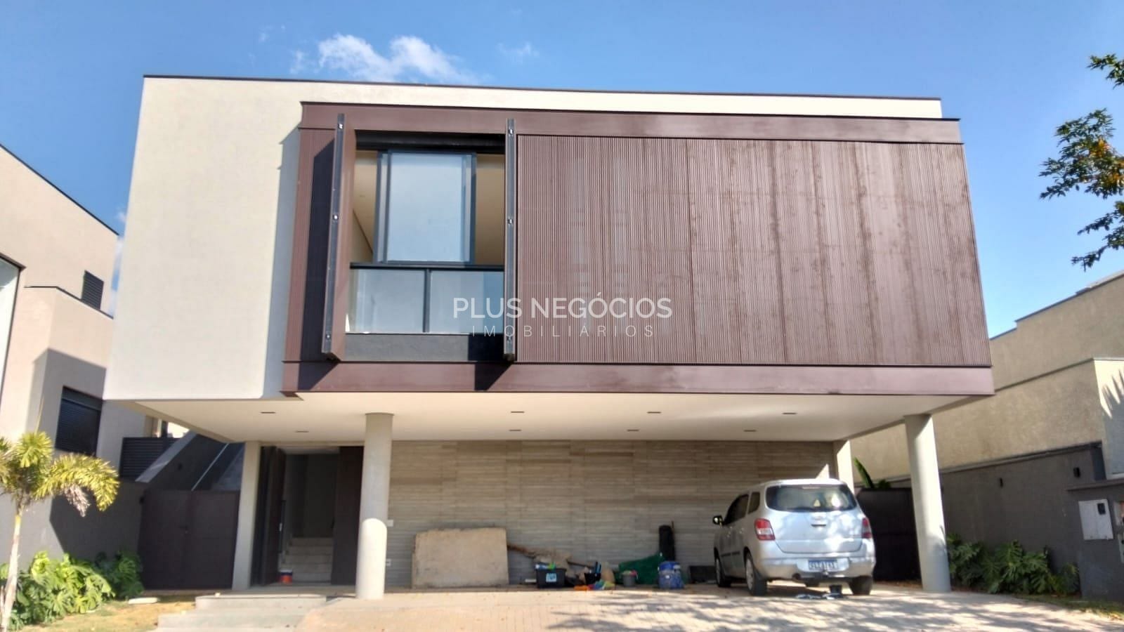 Casa, 4 quartos, 355 m² - Foto 1