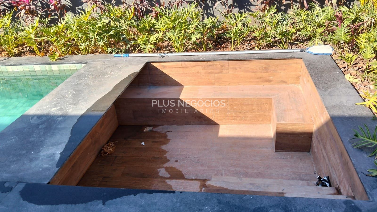 Casa, 4 quartos, 355 m² - Foto 32