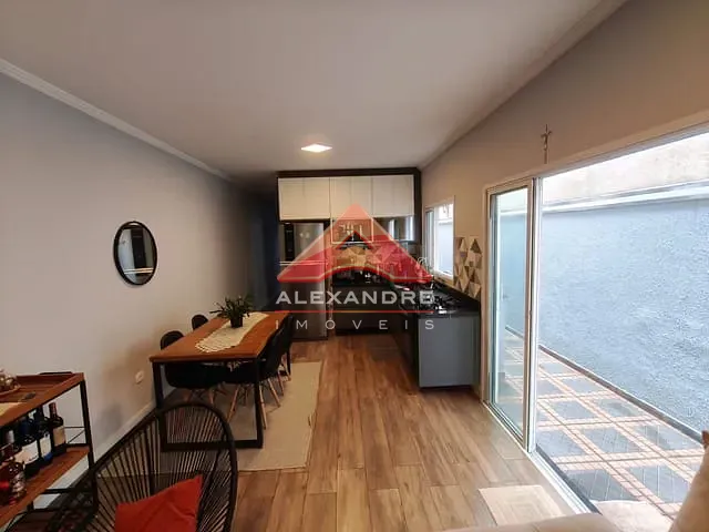 Casa 3 quartos e 2 banheiros, à venda, no bairro Residencial Ana Maria em São José dos Campos