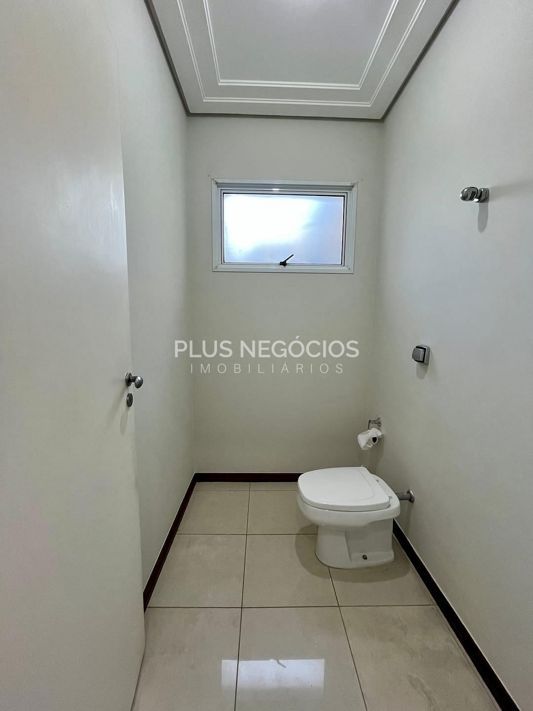 Casa à venda com 3 quartos, 291m² - Foto 12