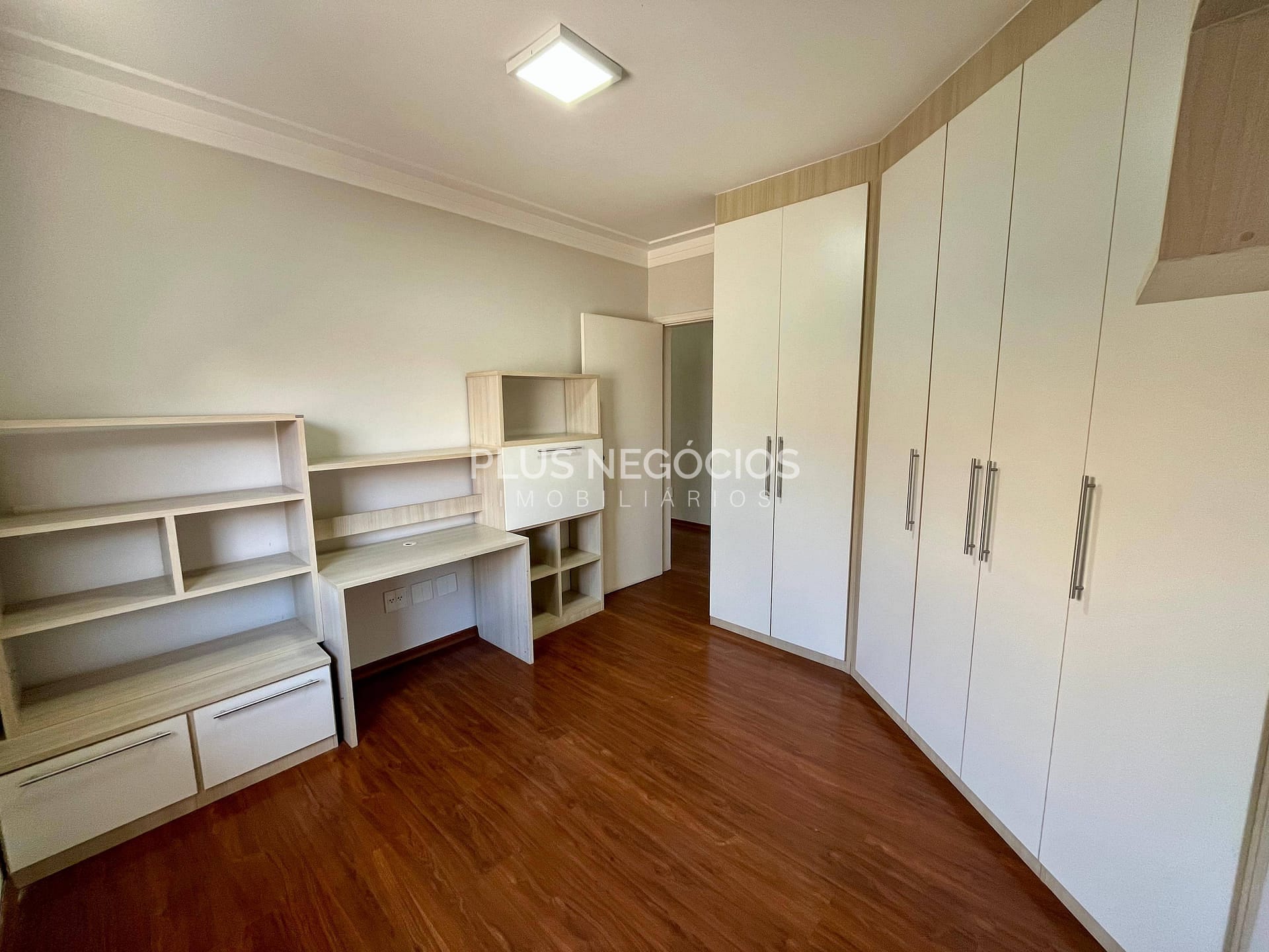 Casa à venda com 3 quartos, 291m² - Foto 15