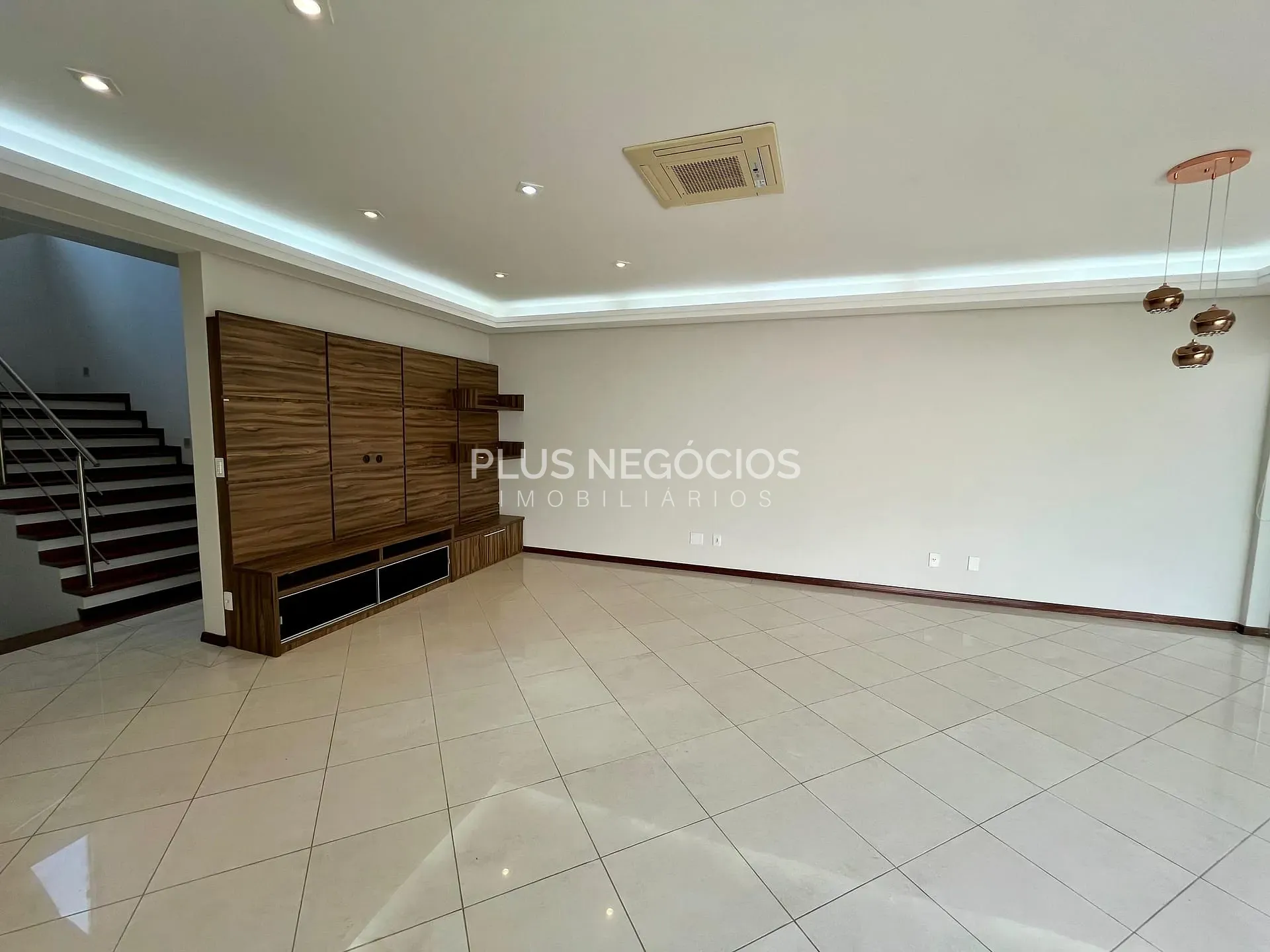 Casa, 3 quartos, 291 m² - Foto 3