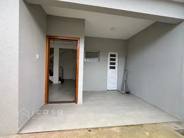 Casa com 100m² 2 quartos e 2 banheiros, à venda, no bairro Parque Residencial Maria Elmira em Caçapava