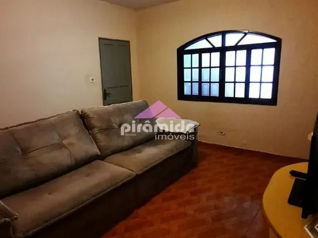 Casa com 223m² 2 quartos e 2 banheiros, à venda, no bairro Vila Dirce em São José dos Campos