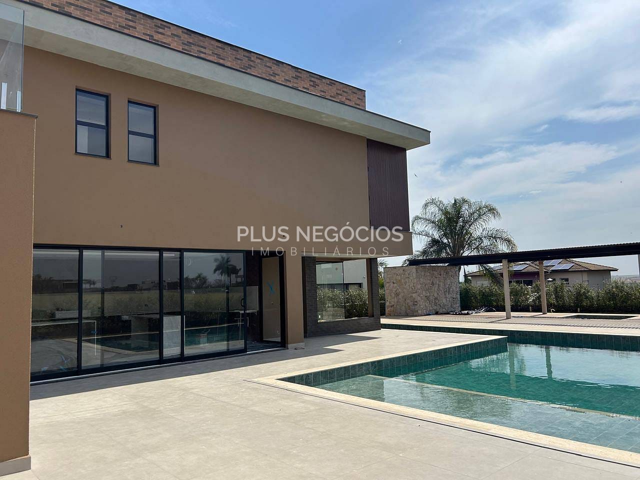 Casa, 4 quartos, 650 m² - Foto 1