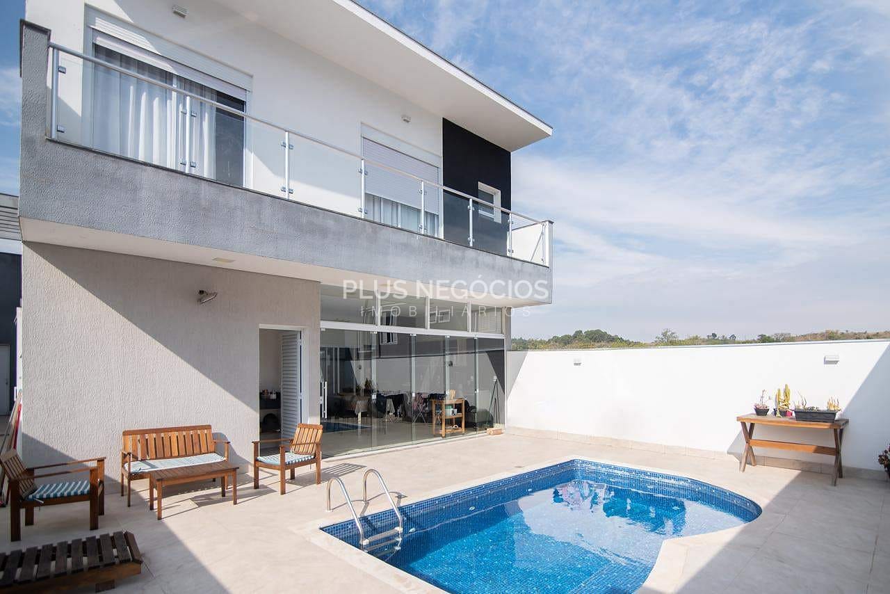 Casa à venda com 3 quartos, 323m² - Foto 14