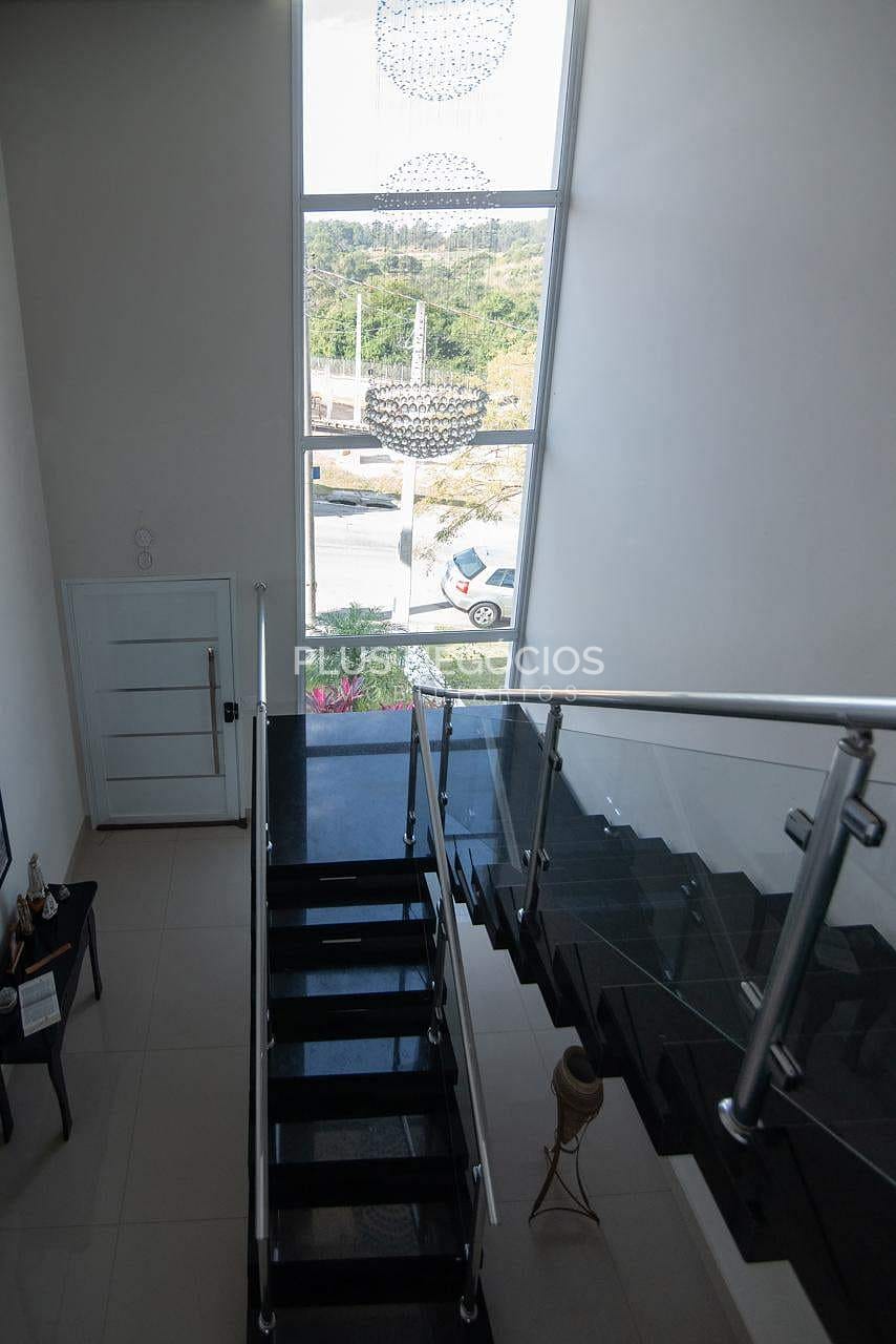 Casa à venda com 3 quartos, 323m² - Foto 22