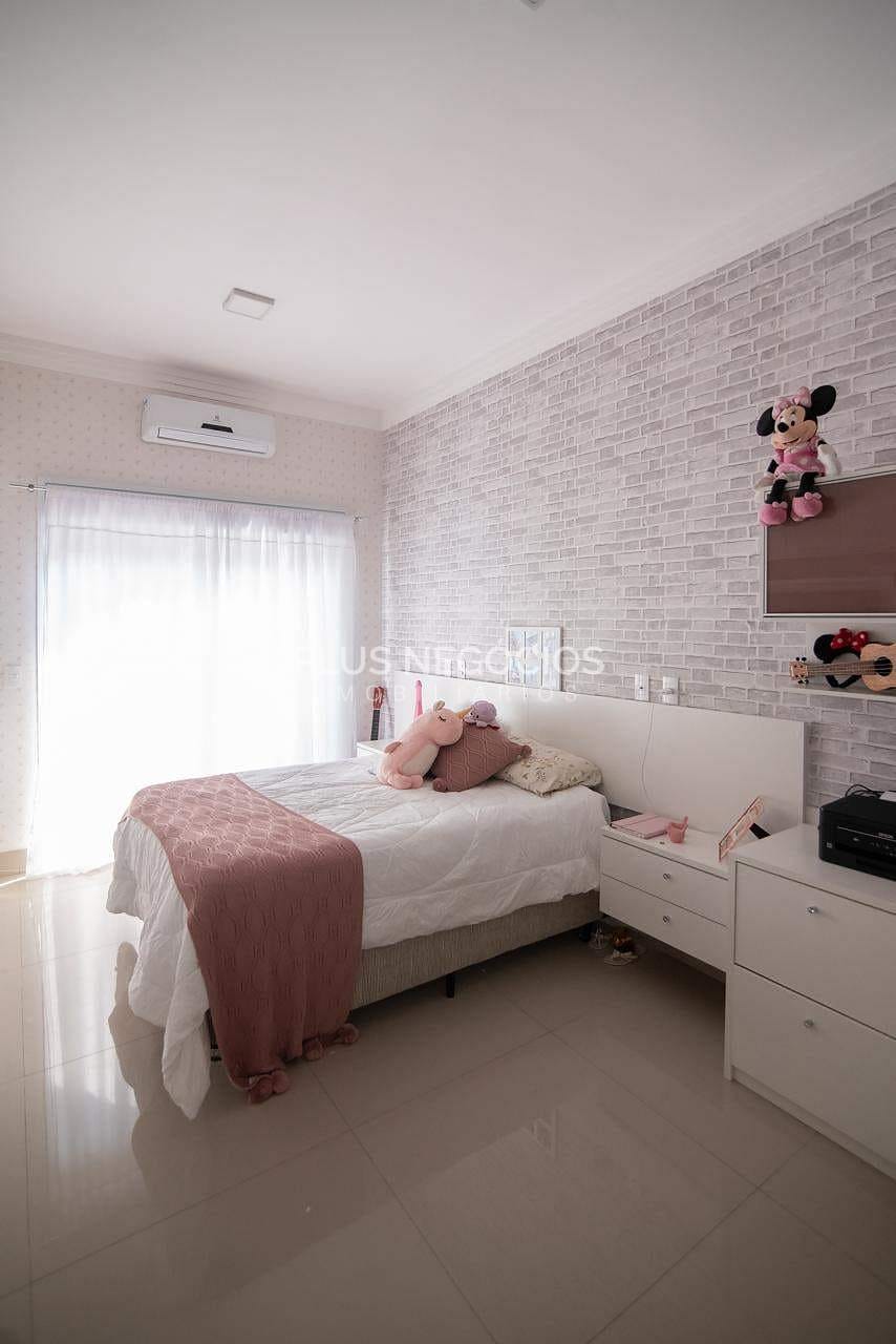 Casa à venda com 3 quartos, 323m² - Foto 36