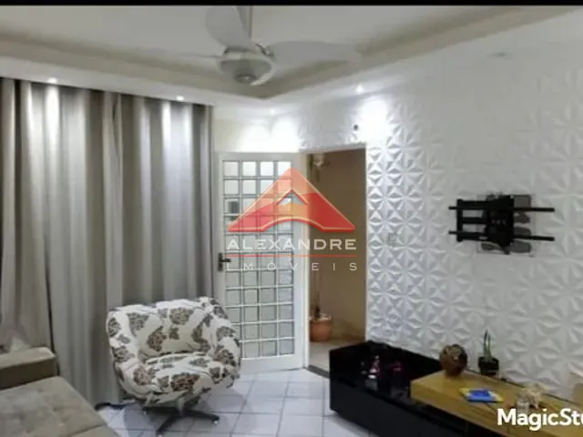 Casa 3 quartos e 1 banheiro, à venda, no bairro Jardim Valparaíba em São José dos Campos