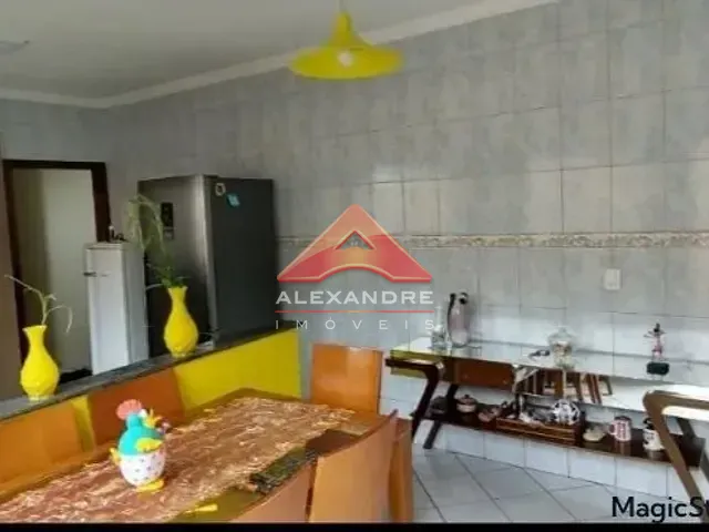 Casa 3 quartos e 1 banheiro, à venda, no bairro Jardim Valparaíba em São José dos Campos
