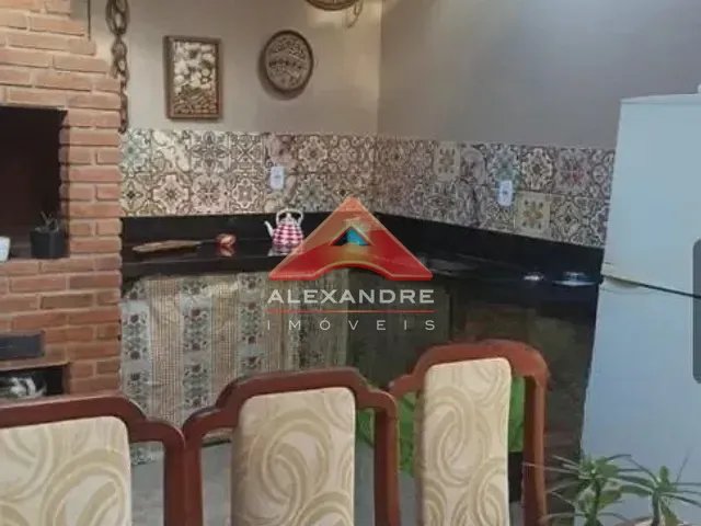 Casa 3 quartos e 1 banheiro, à venda, no bairro Jardim Valparaíba em São José dos Campos