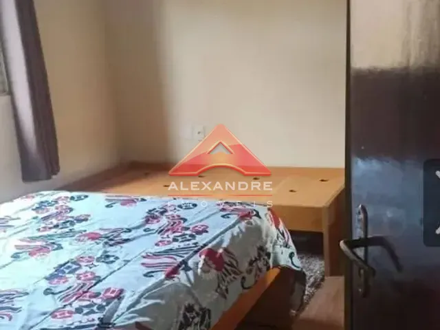 Casa 3 quartos e 1 banheiro, à venda, no bairro Jardim Valparaíba em São José dos Campos