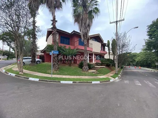 Casa com 464m² 4 quartos e 6 banheiros, à venda, no bairro Aparecidinha em Sorocaba