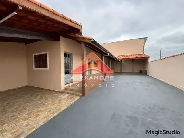 Casa 1 quarto e 1 banheiro, à venda, no bairro Vila das Flores em São José dos Campos