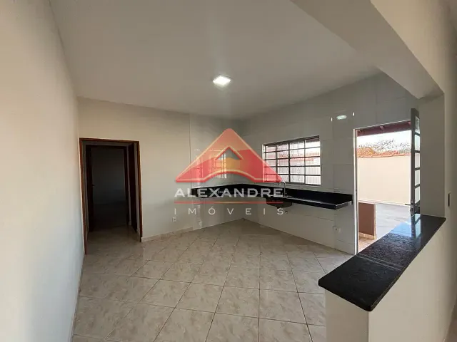 Casa 1 quarto e 1 banheiro, à venda, no bairro Vila das Flores em São José dos Campos