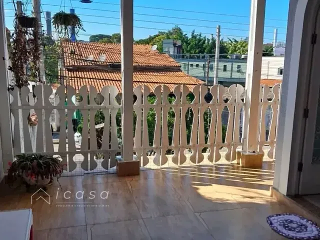 Casa com 250m² 3 quartos e 3 banheiros, à venda, no bairro Jardim das Indústrias em São José dos Campos