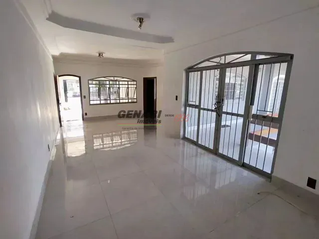 Casa com 360m² 2 quartos e 3 banheiros, à venda, no bairro Vila Avaí em Indaiatuba