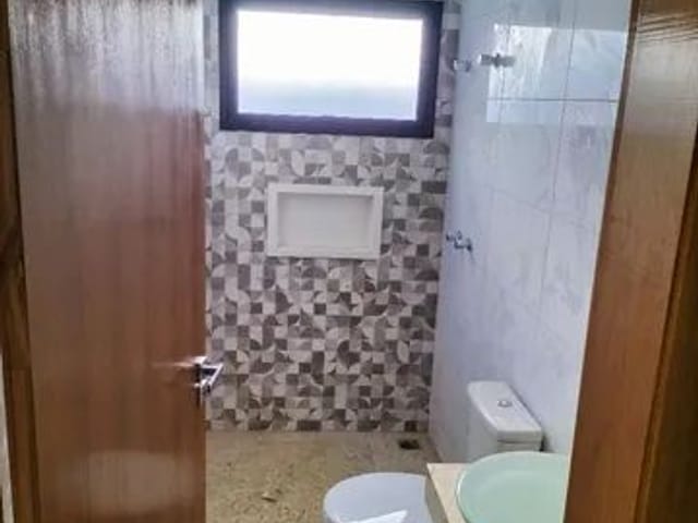 Casa com 250m² 3 quartos e 2 banheiros, à venda, no bairro Caçapava Velha em Caçapava