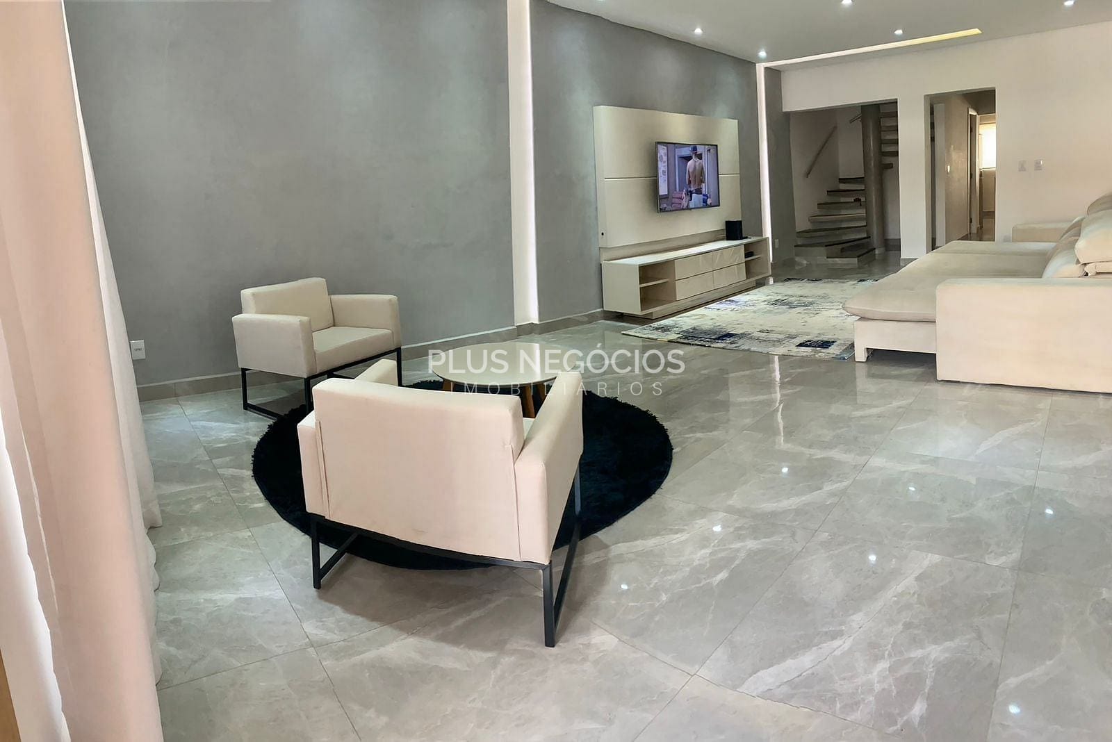 Casa, 3 quartos, 272 m² - Foto 2