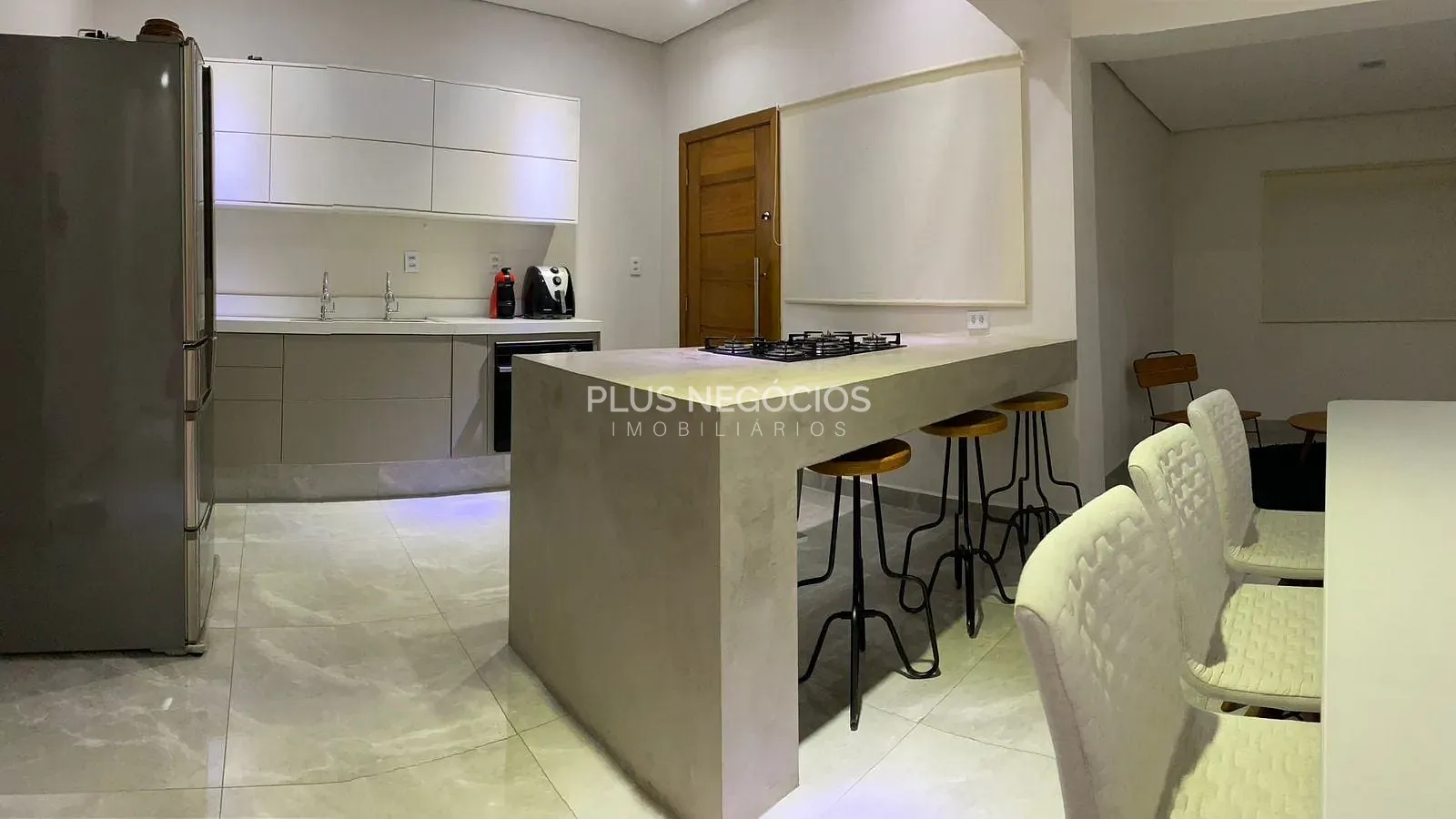 Casa, 3 quartos, 272 m² - Foto 6